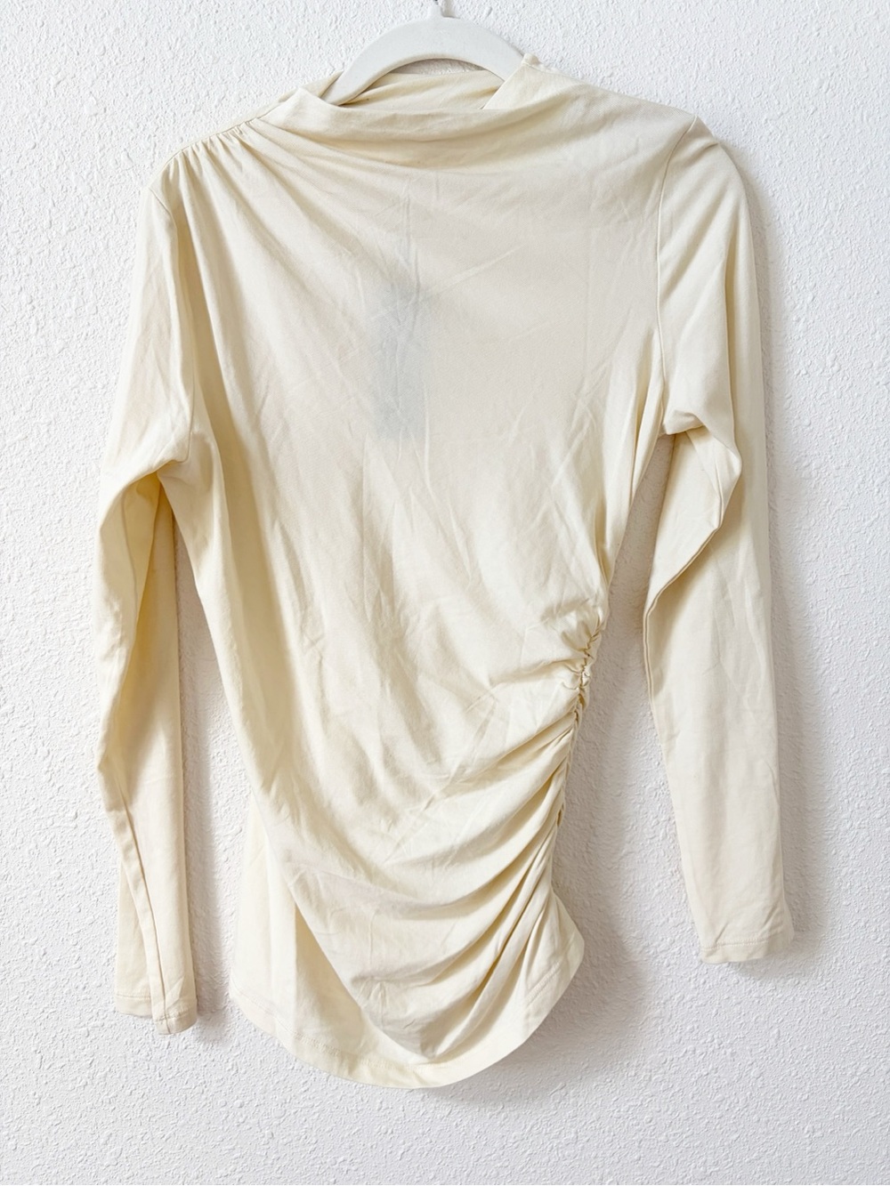 Habitual Funnel Neck Ruched Top Cream Size Medium Neutral